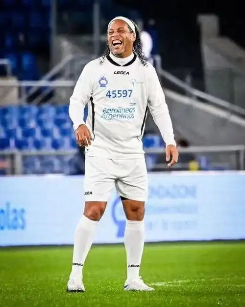 激烈的土超 激烈的土超